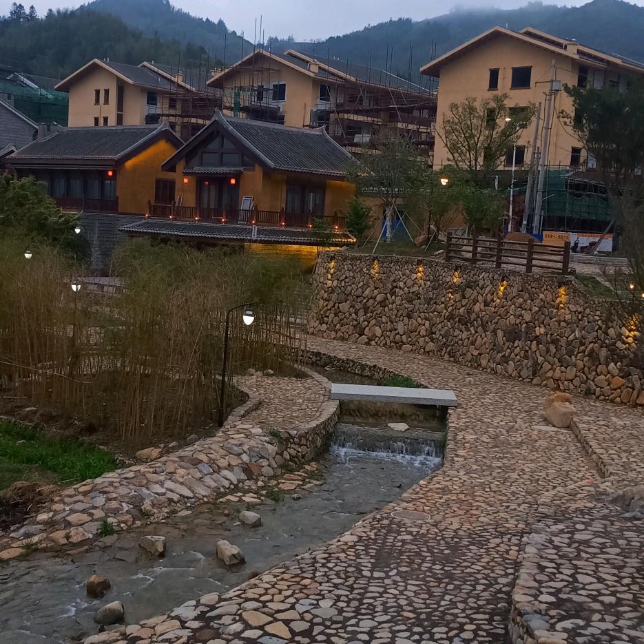 擦肩而过的美丽