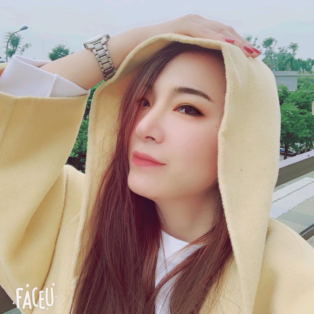 薇小薇、