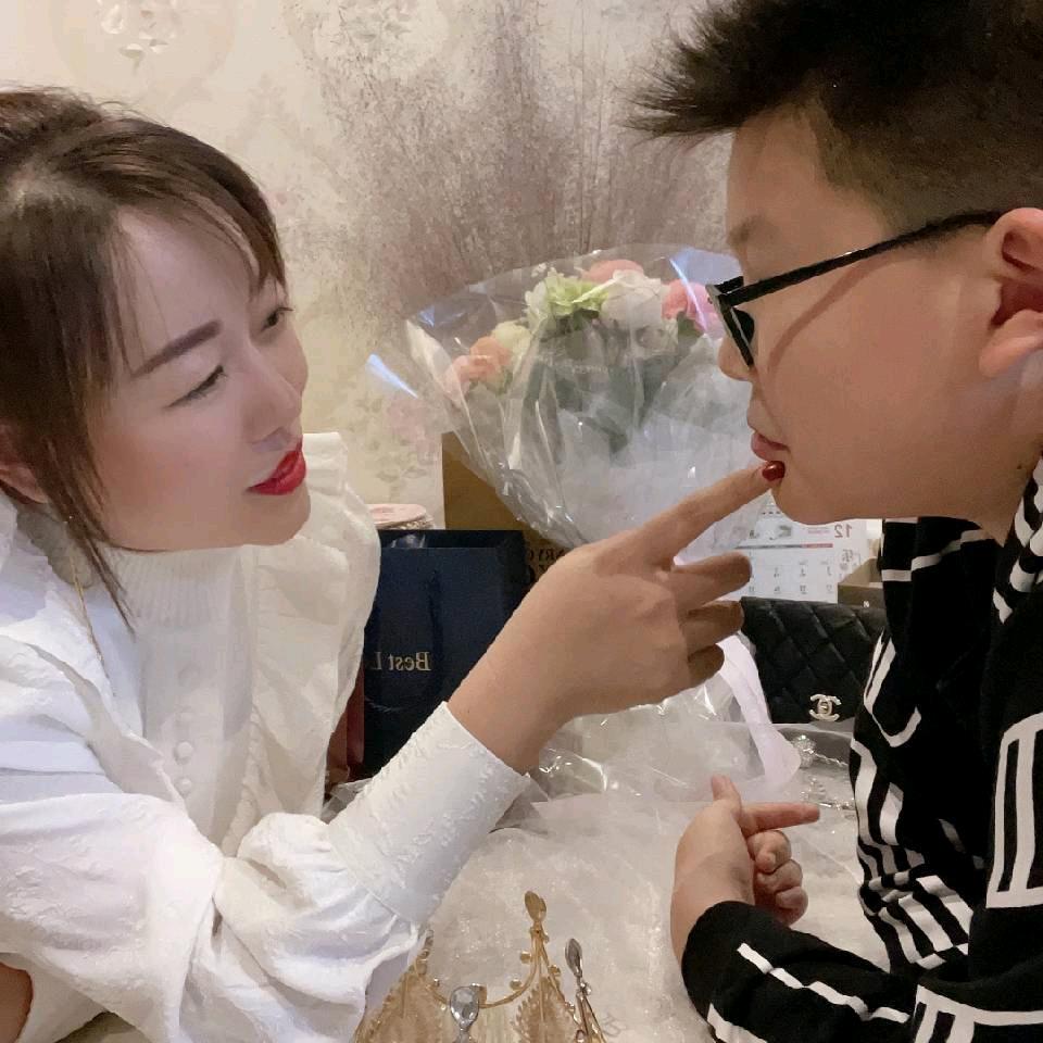 明哥🏠明明很爱你