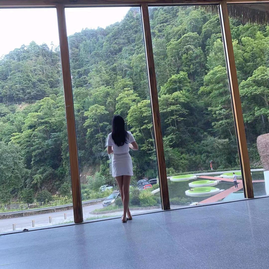 黄黄黄