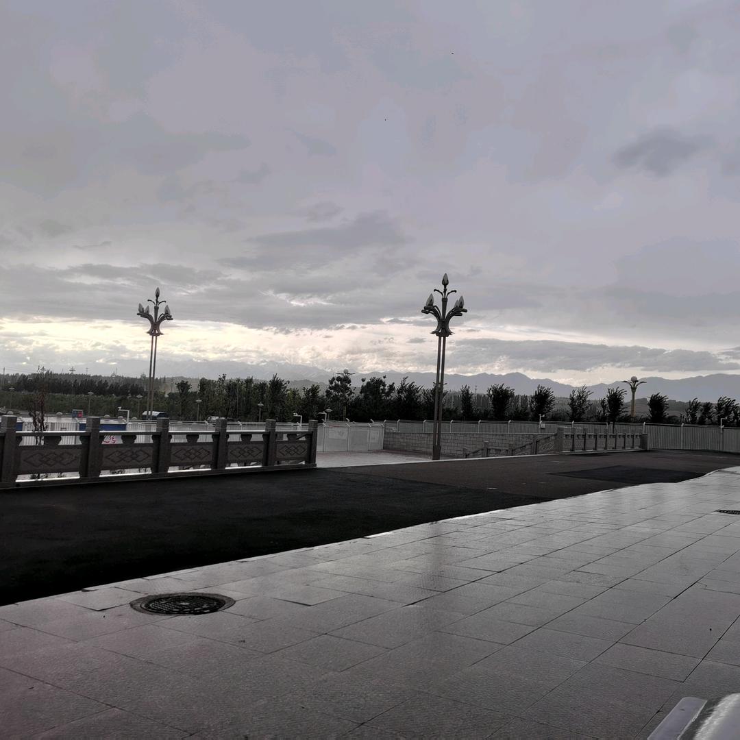 @এ᭄ꦿ…刮大白…涂料…小周এ