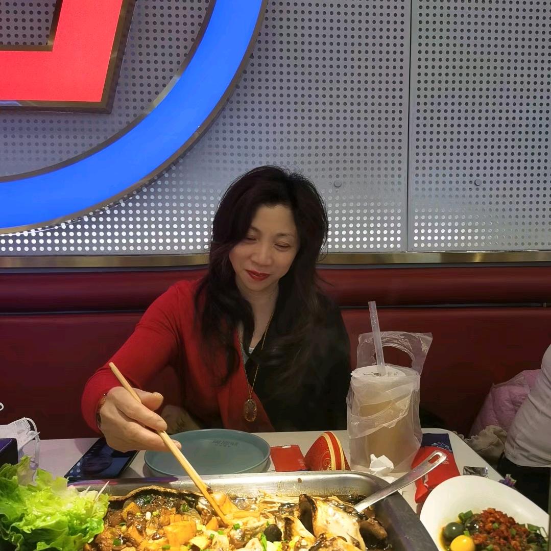 小灵(带货达人)