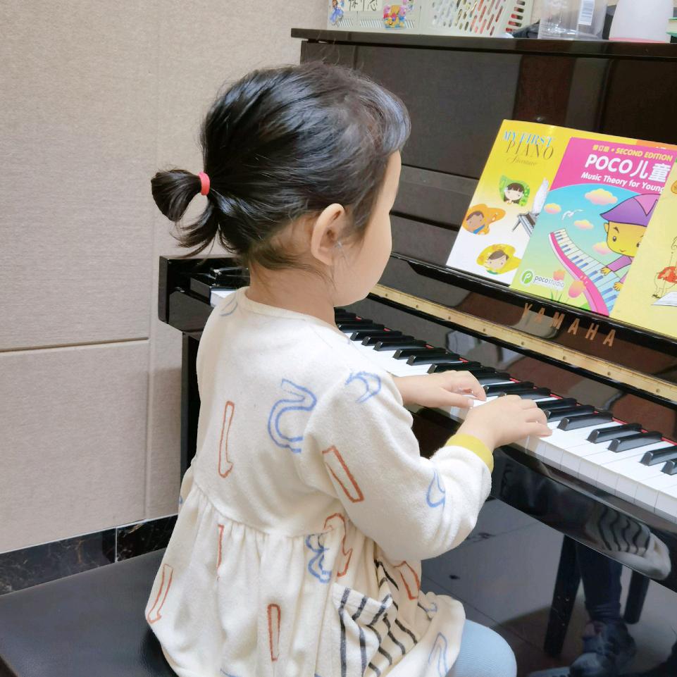 咿呀小朋友（大连海参批发）