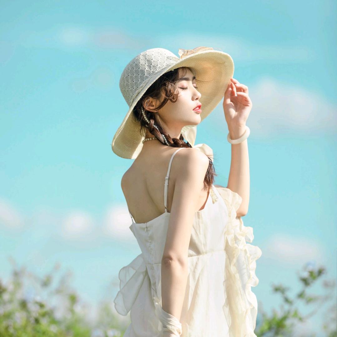 欣欣在成都【看主页进群】