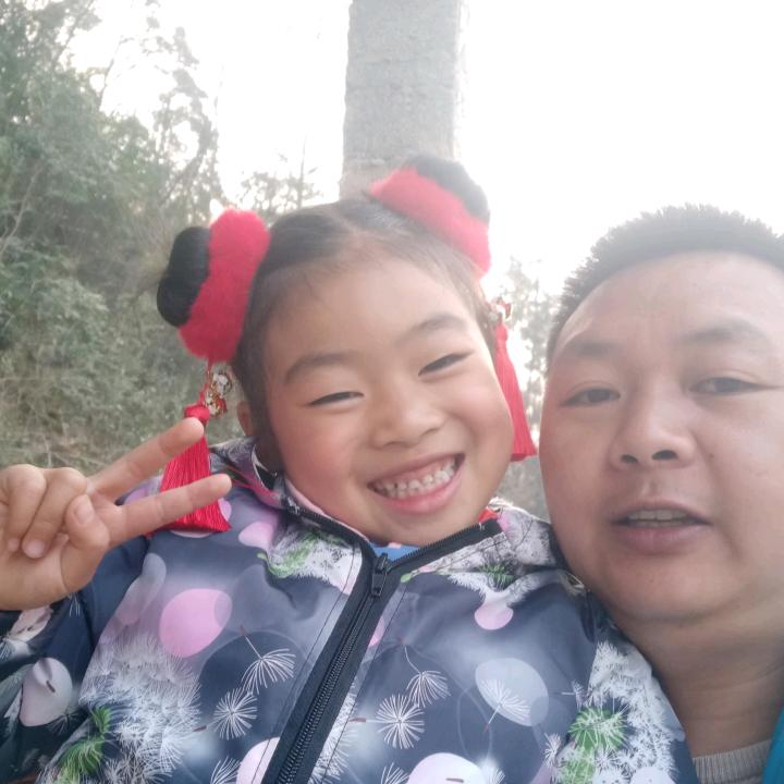 山里娃阿勇（出售精品水栀苗）