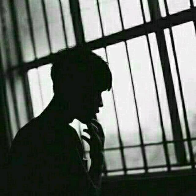 落叶被微风掠过