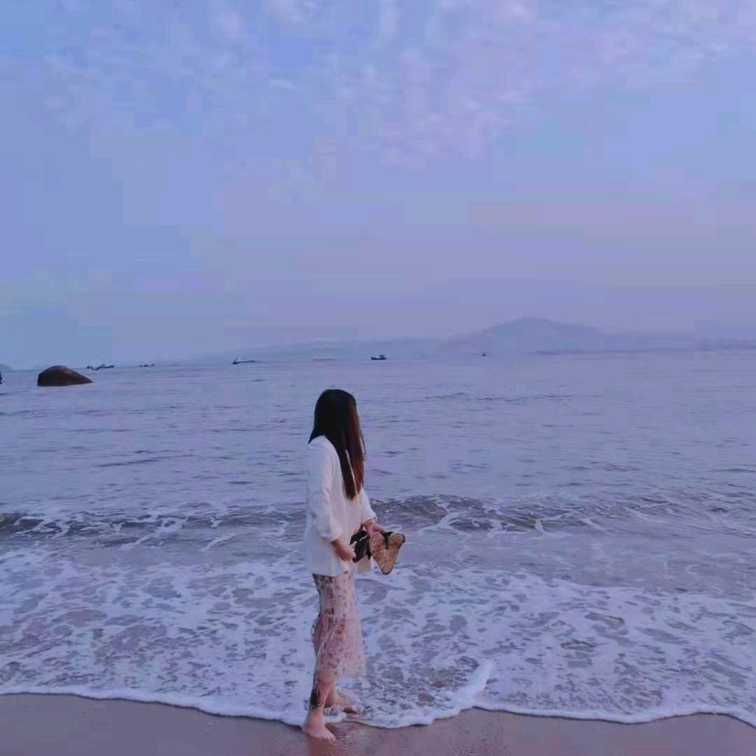 花边新闻鲜花生活馆