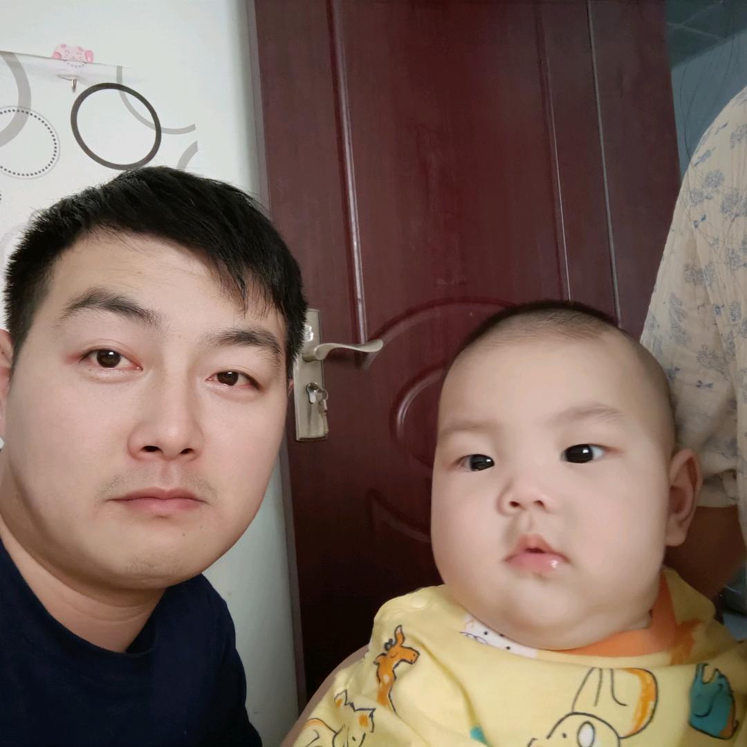 臭臭的爸爸