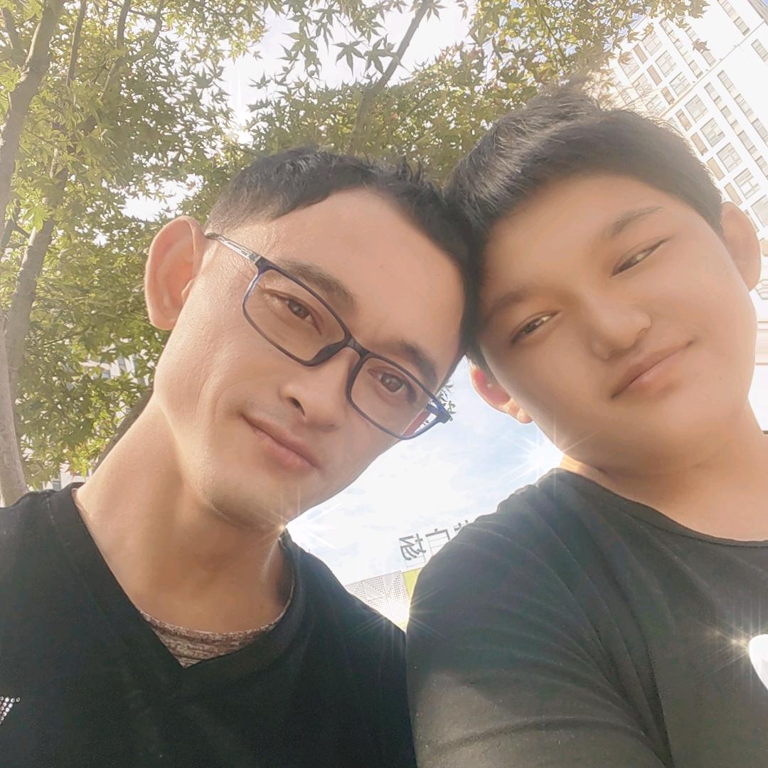 小宁与媛媛