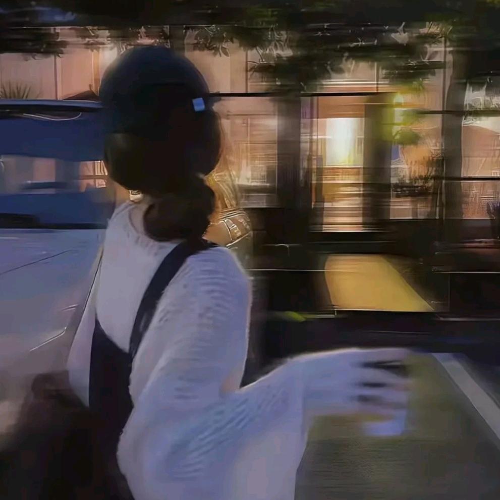 拉粑粑的小仙女♡