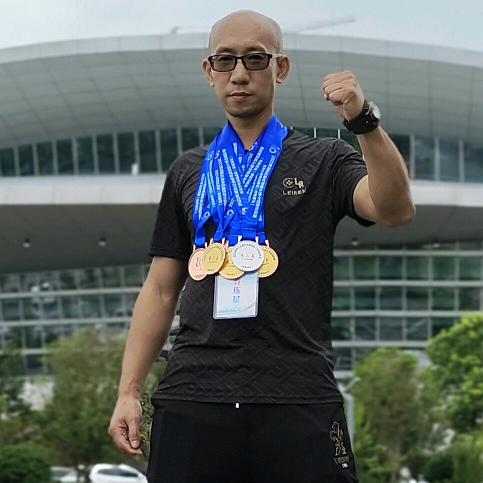 忠义堂搏击俱乐部官方号