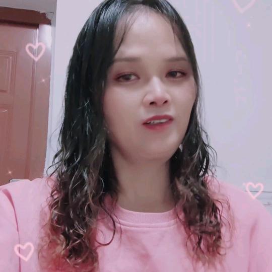 红玫花儿开