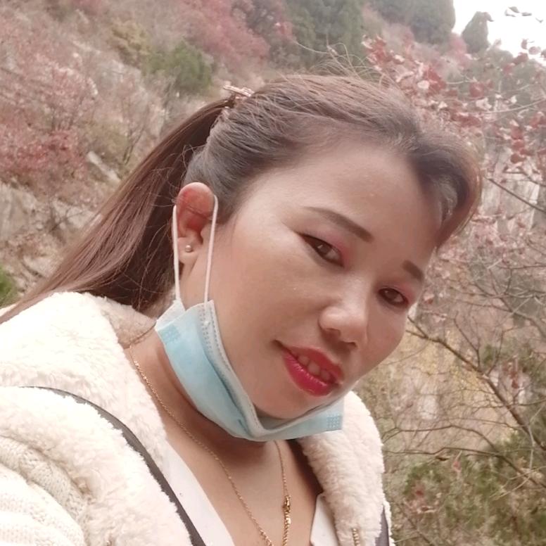 李华