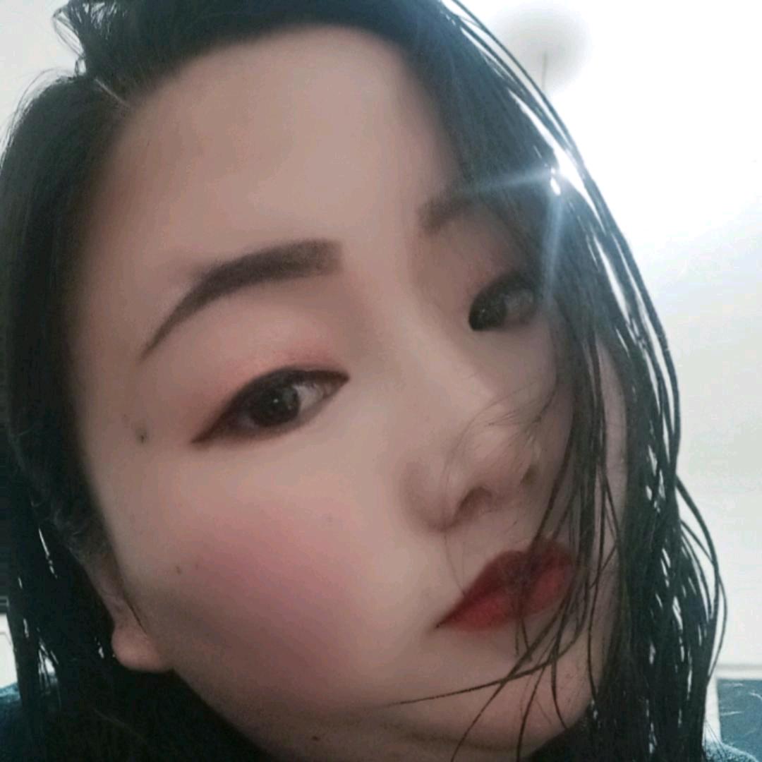 爱哭闹的小淘气。