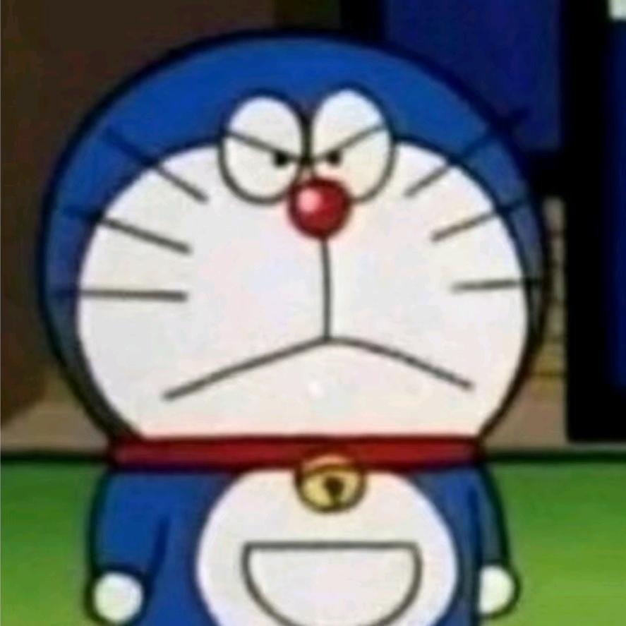 青衣打马过
