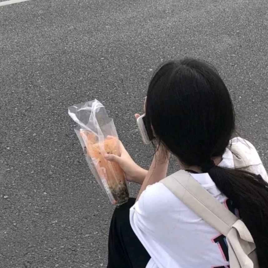 是舒婷呀“