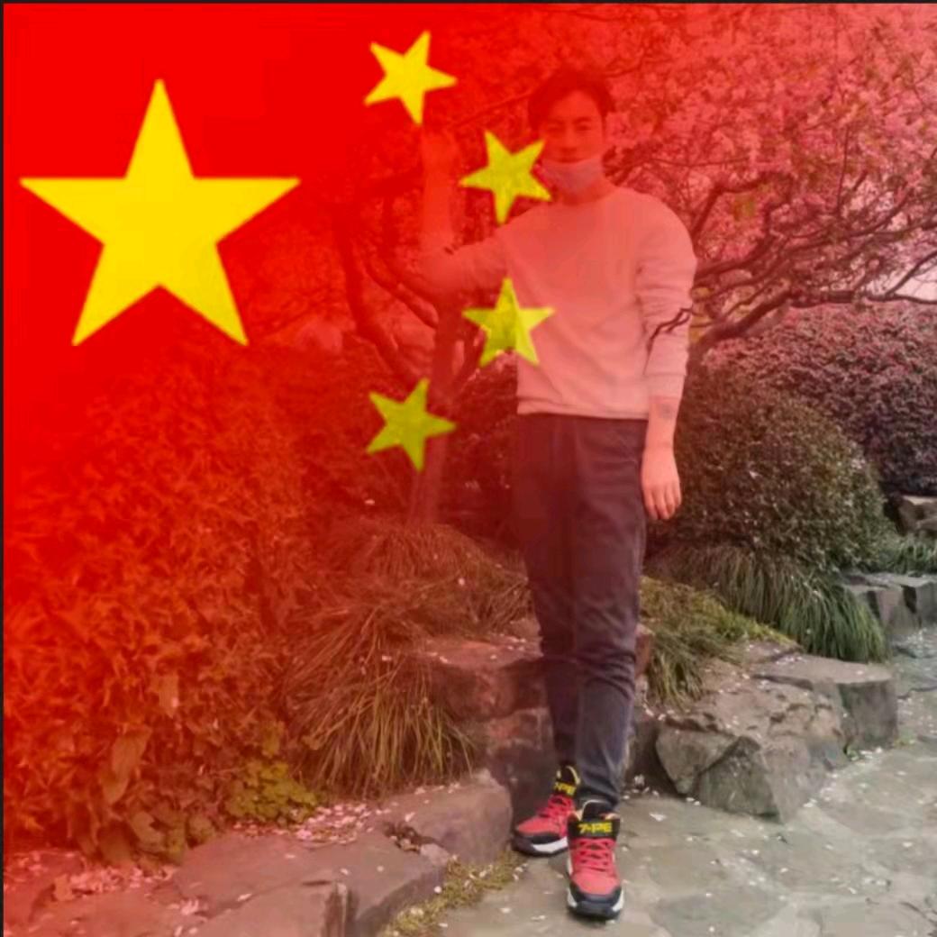 《同行》