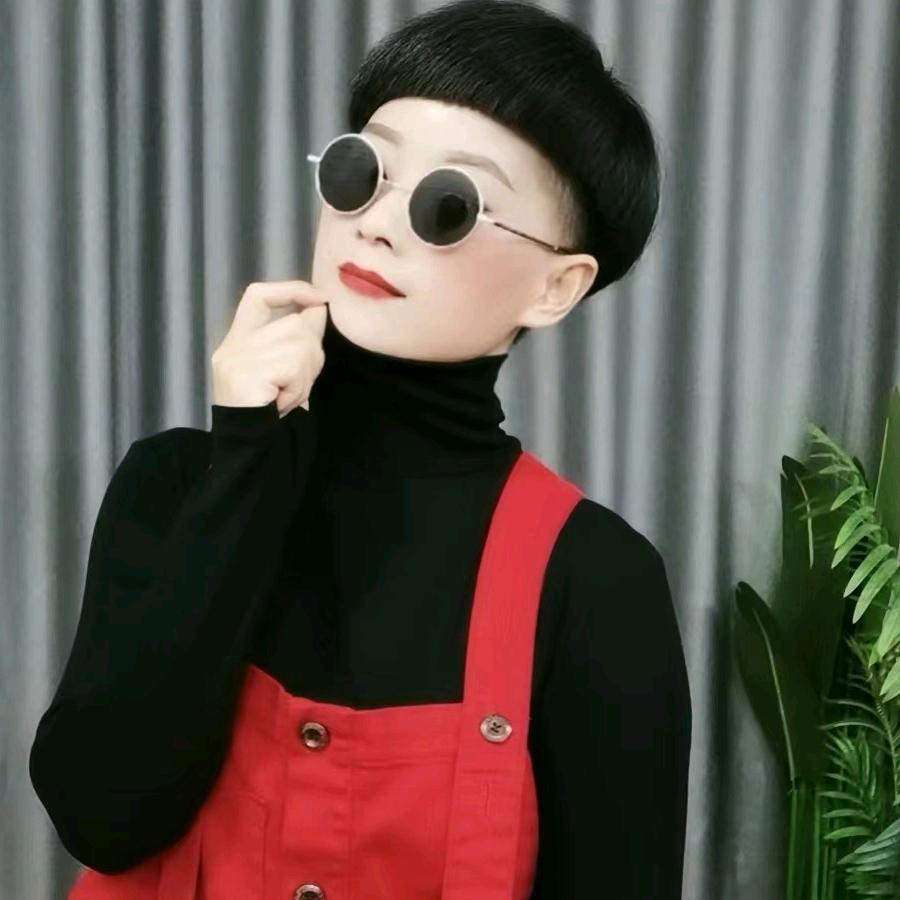 西瓜头服饰搭配工作室