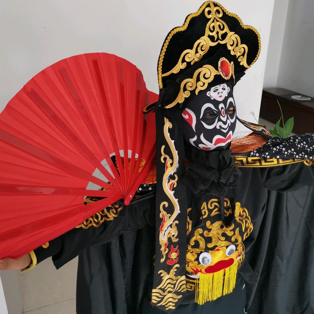 少说话 多倾听