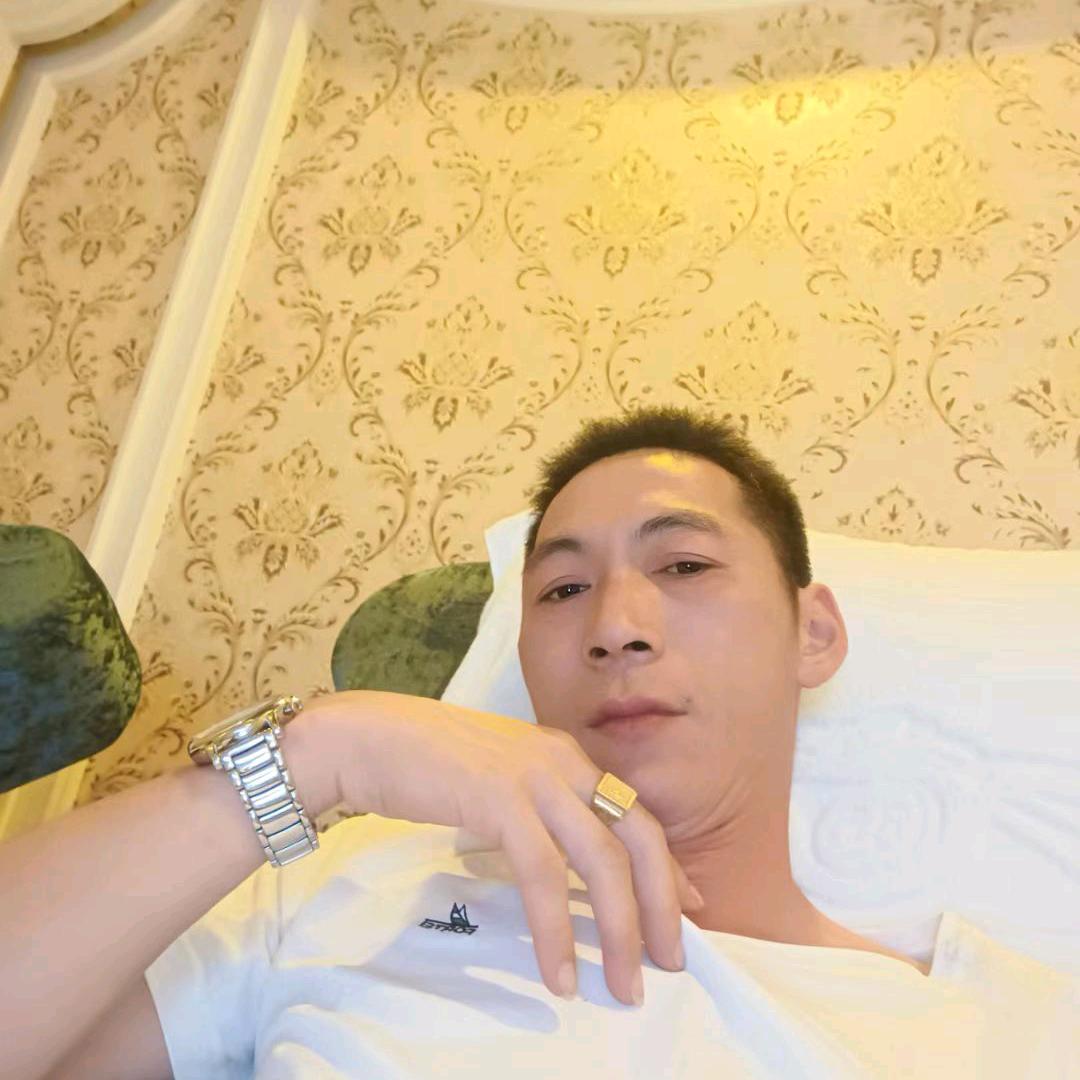 龙兄单亲爸爸，