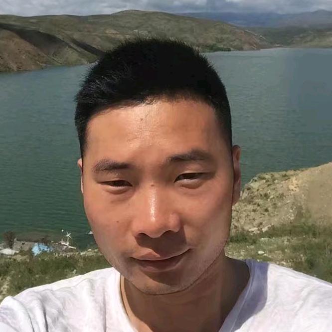 皇朝木门丶渣渣辉