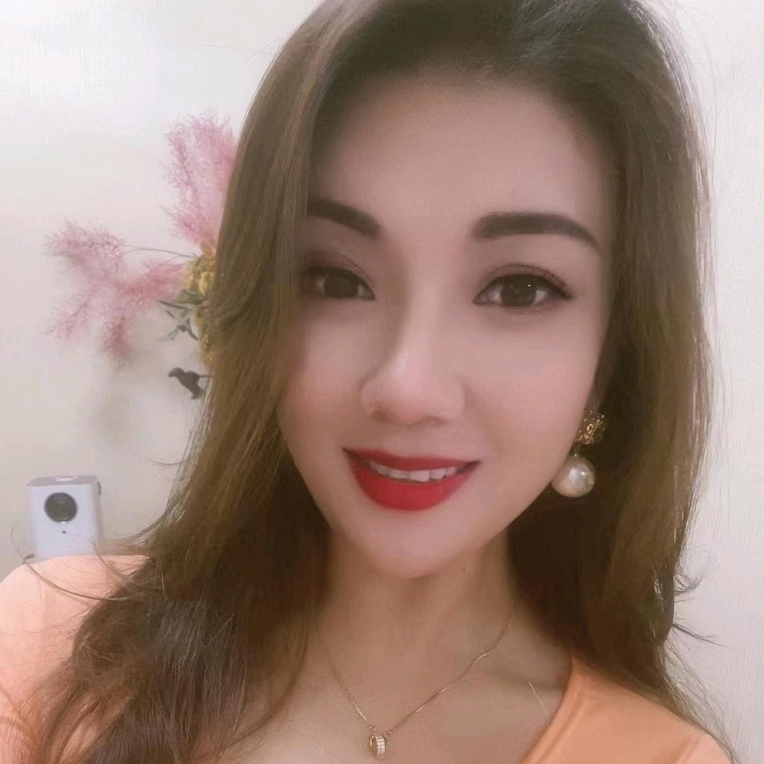 妙依精品服饰城