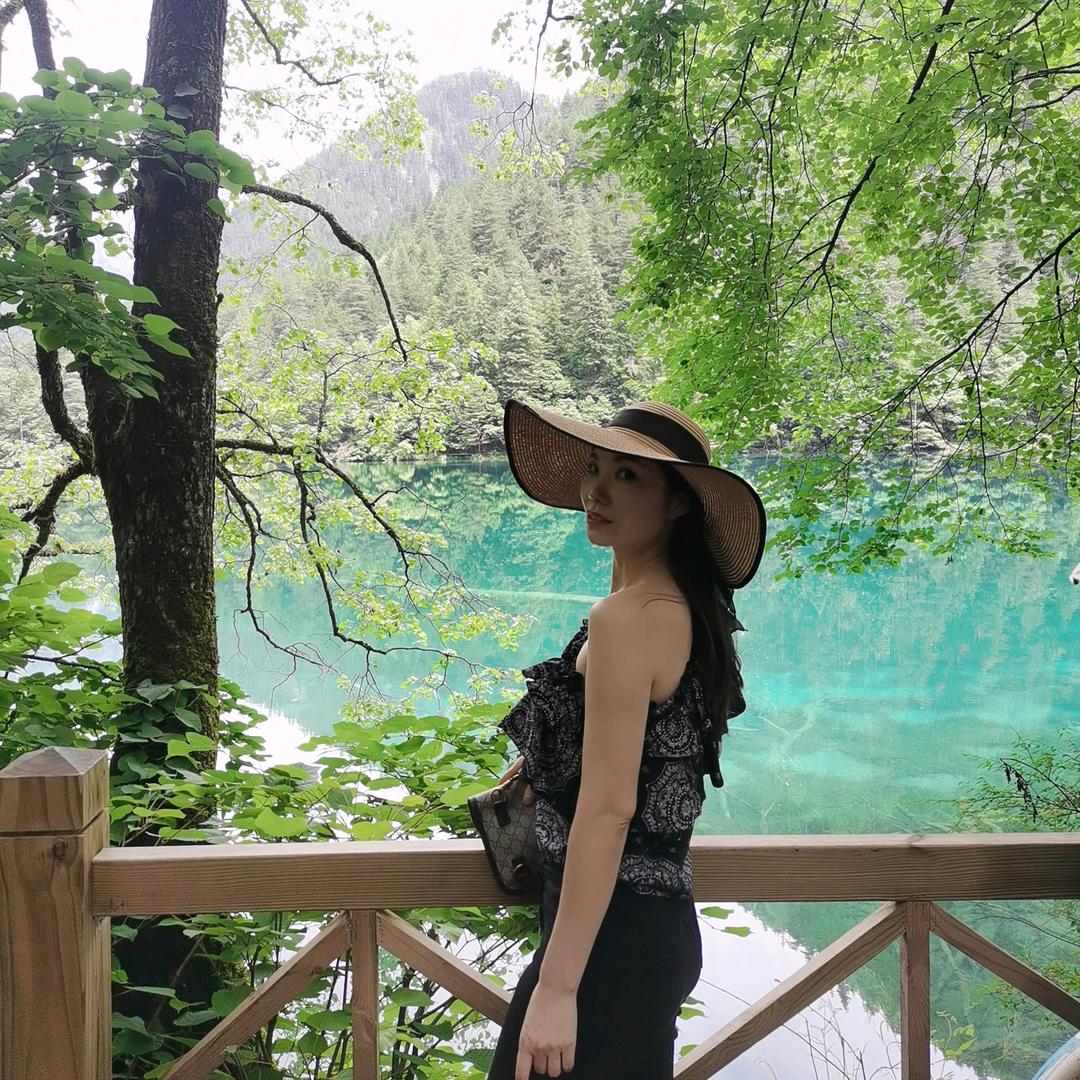 @小周