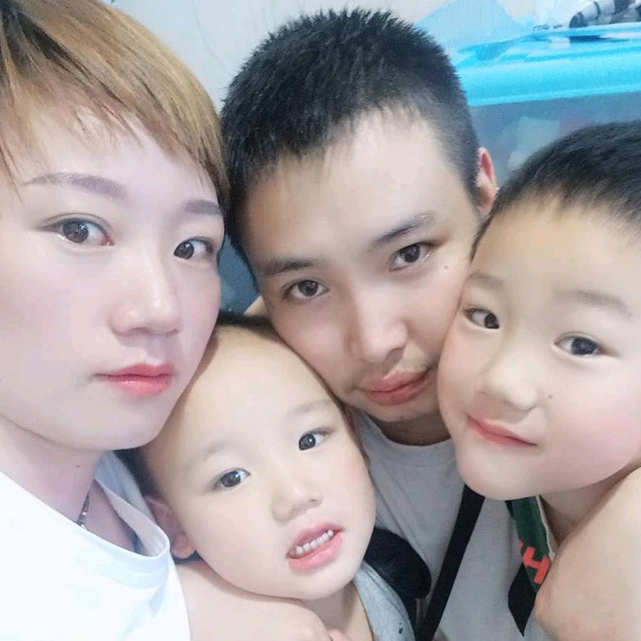 袁洪其
