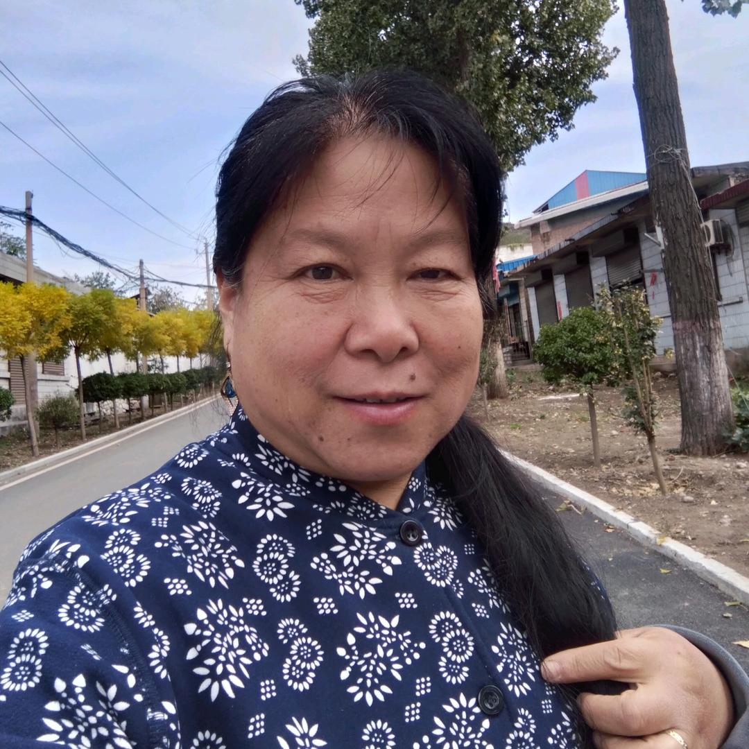 太原市晋源区黄楼村采摘园水果姐