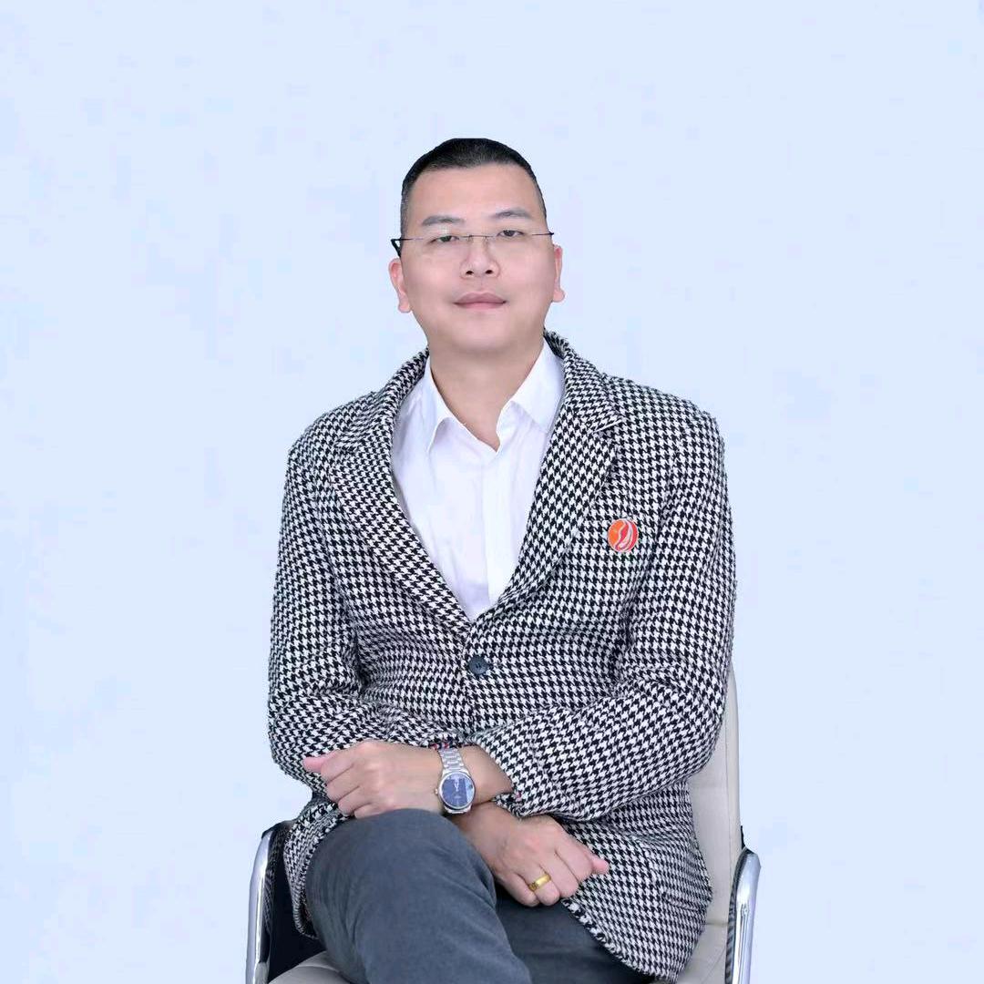 美业小头爸爸林利雄