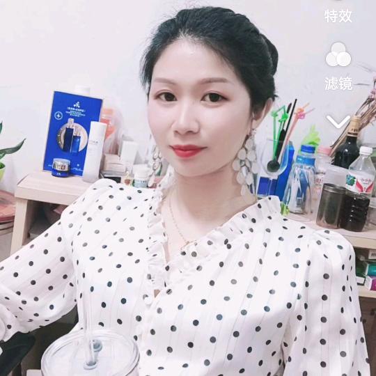餐饮顾问小美