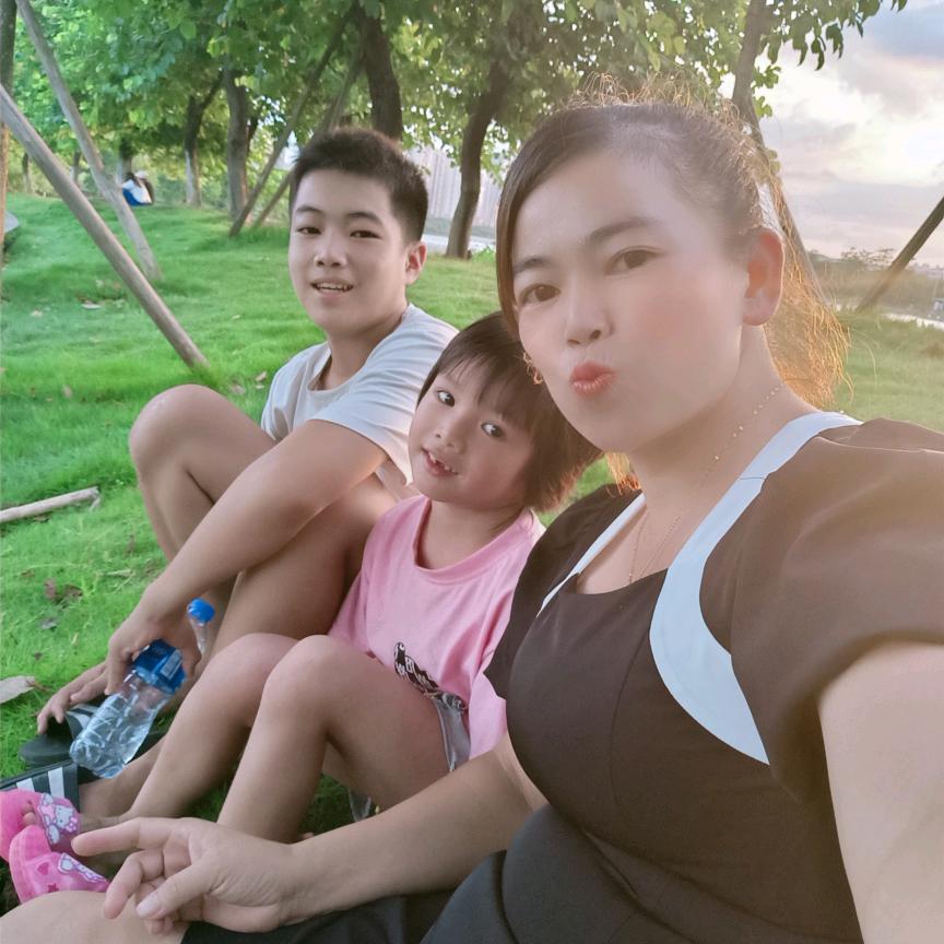 沙湖镇燕姐猪肉铺，