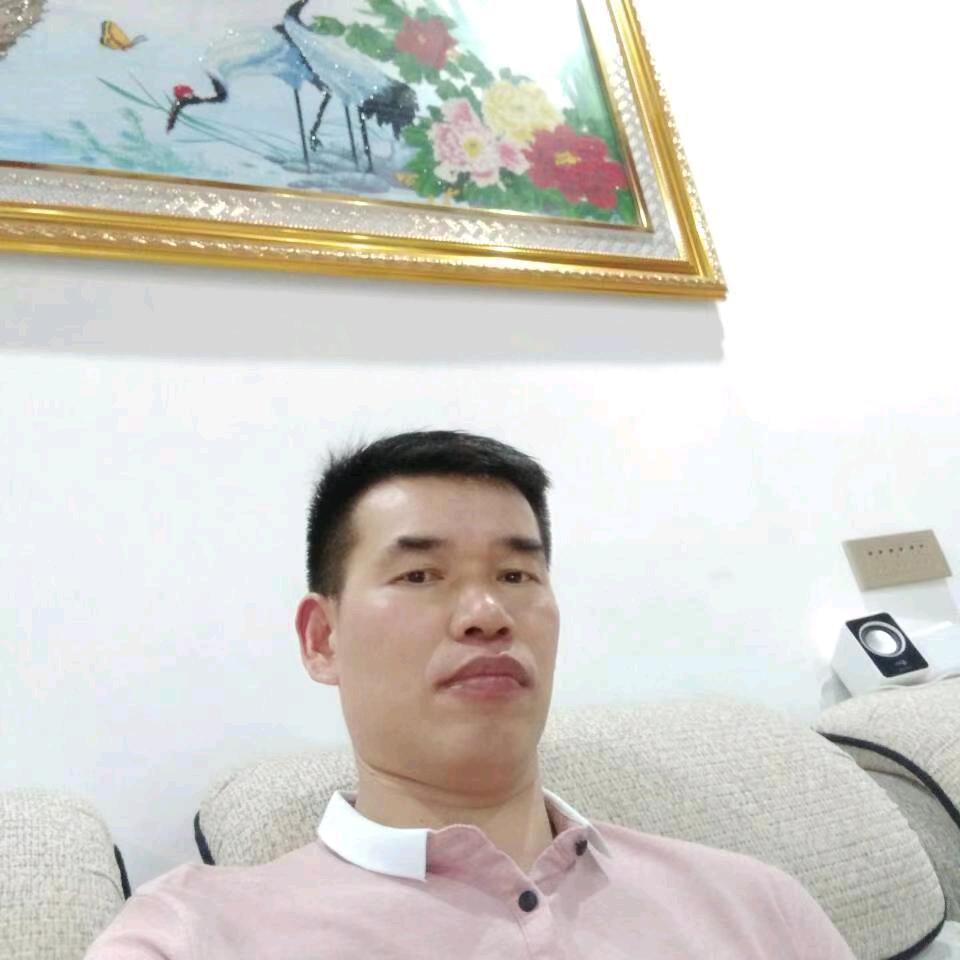 吊顶设计:胡哥!