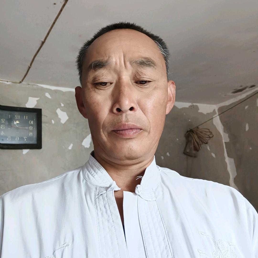 朱兴国