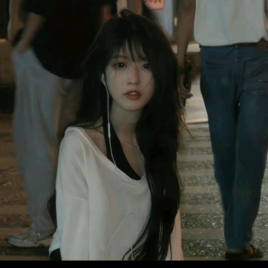 哦