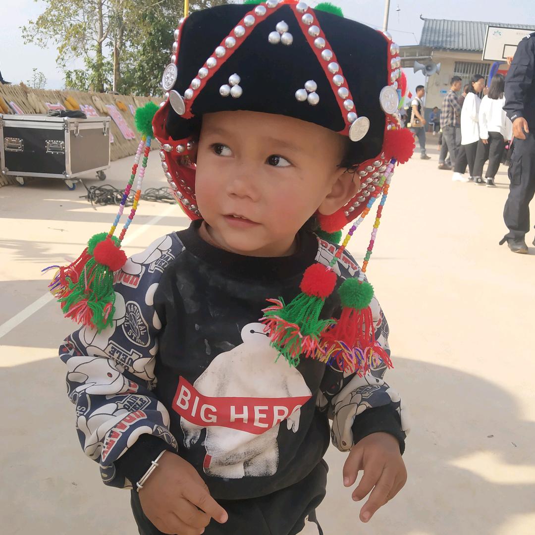 ╰放肆小侽人丶丢了纯真℡