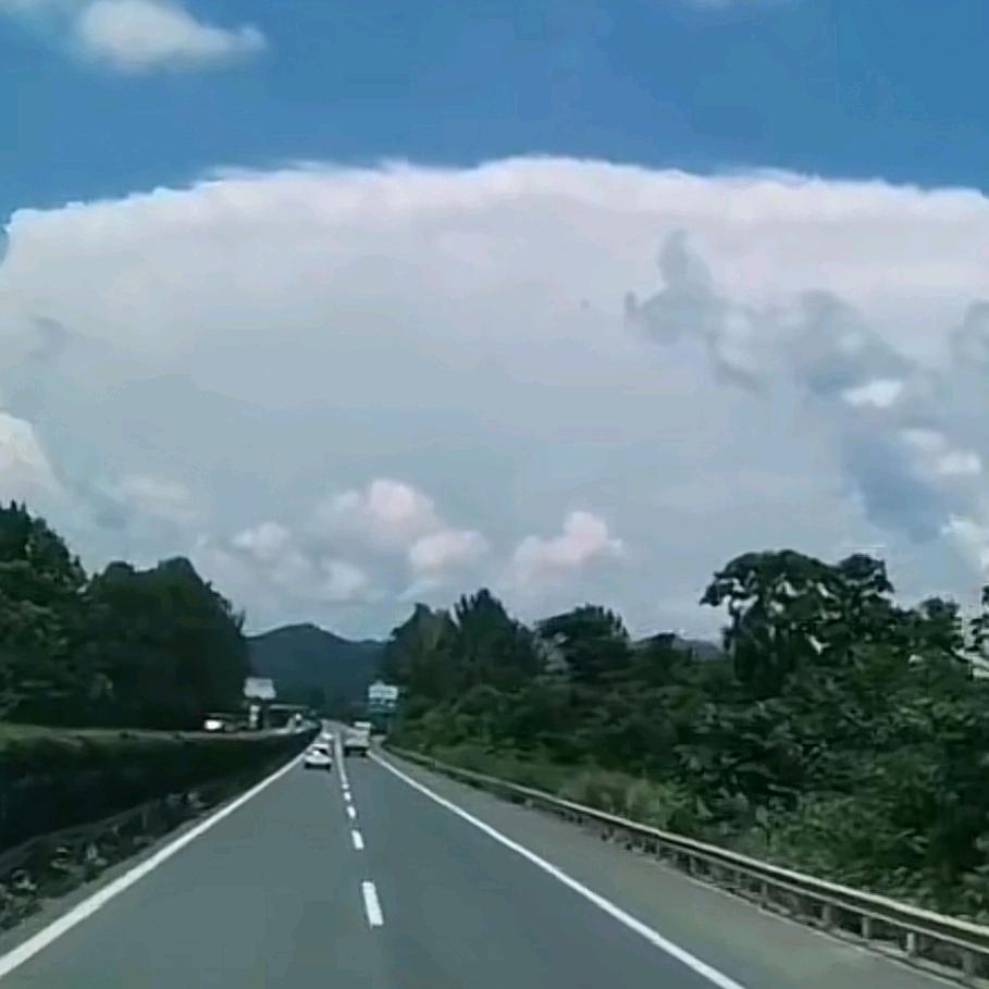 我在路上～～～～