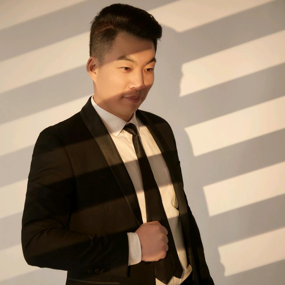 讲幸福的海铭哥