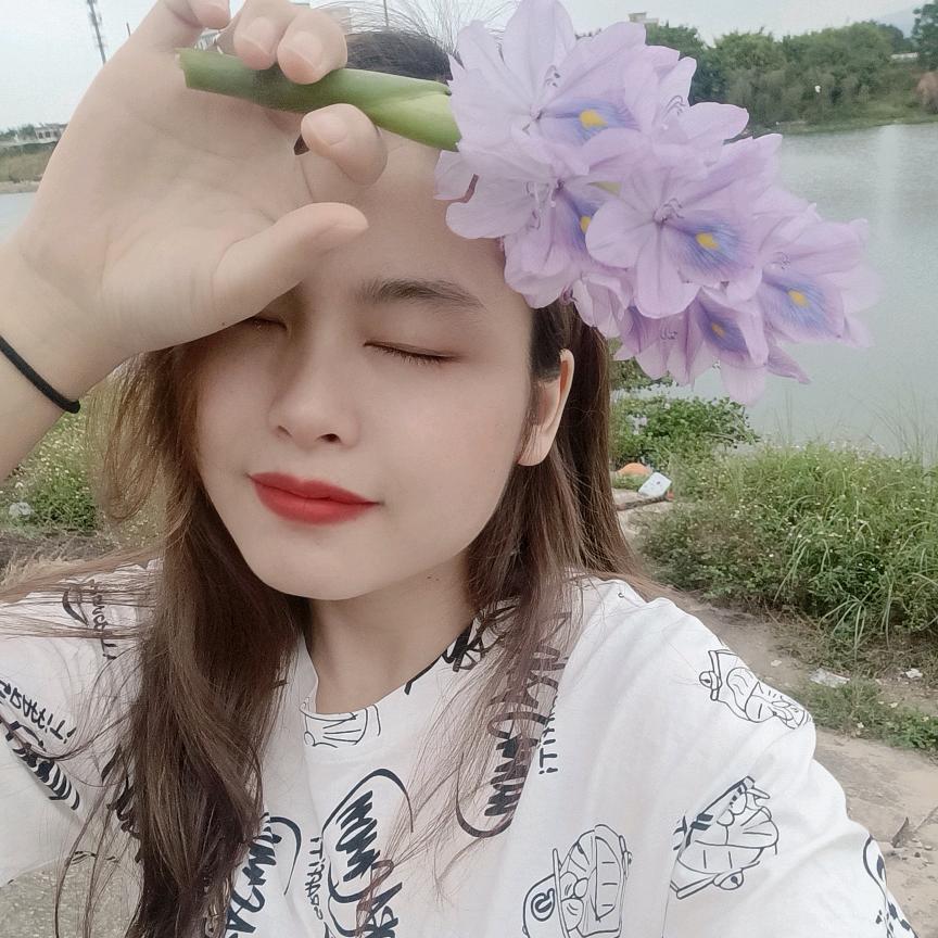 ｛群｝
