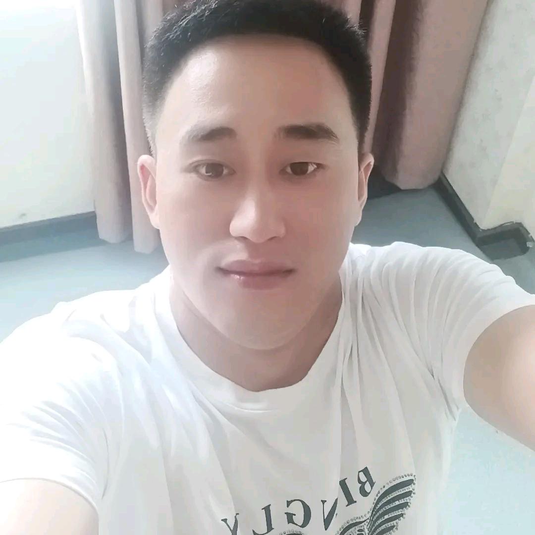 程 先 生