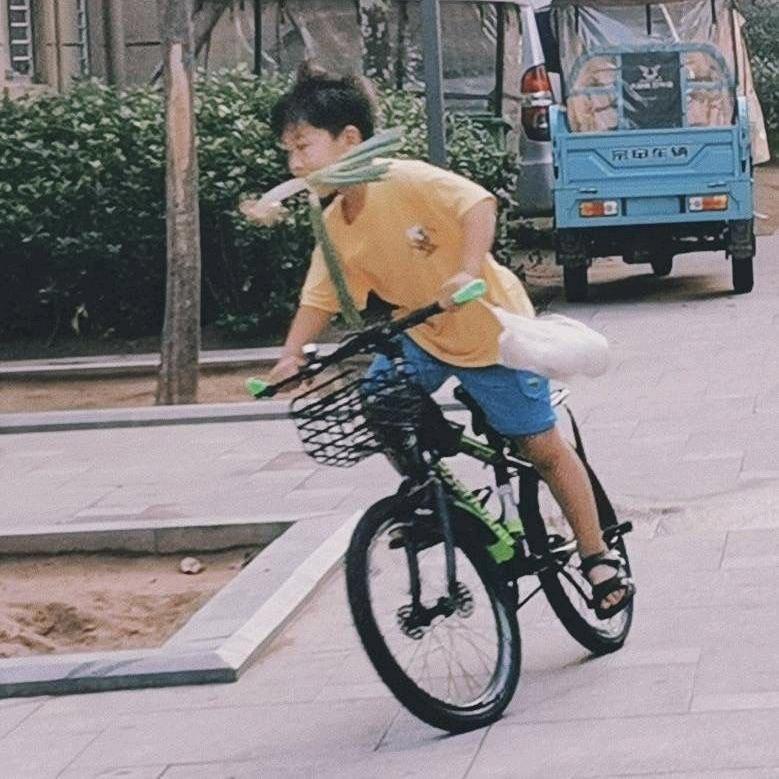 略微.