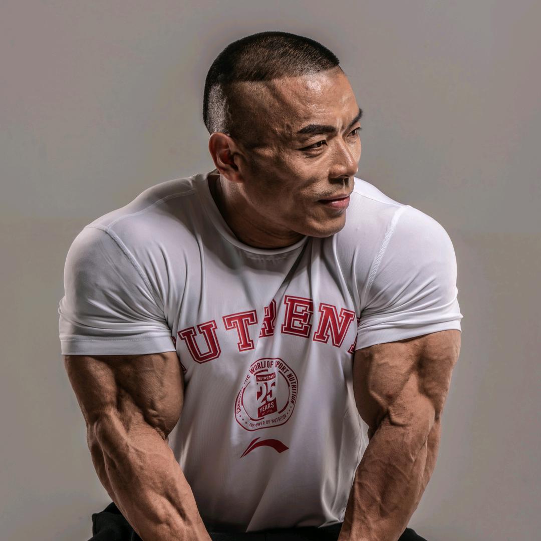 IFBB pro 健美禚中华