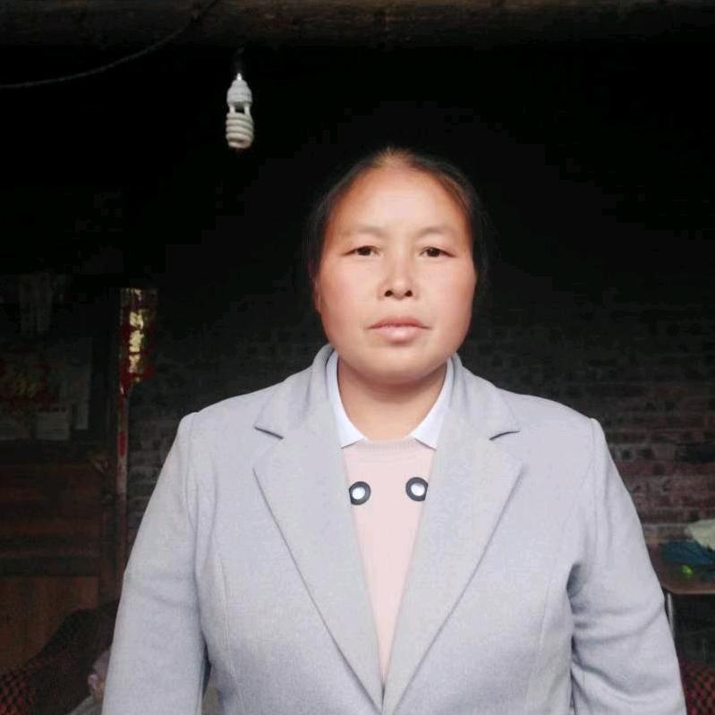 丑小吖不定时开播