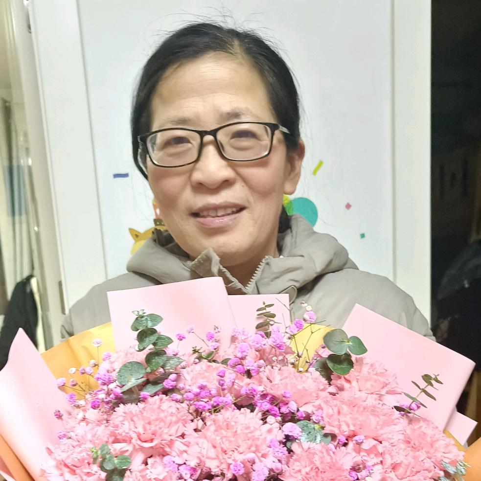 徐姐l直播上午9点30，聊天分享唱歌主播