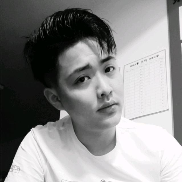 景德镇造型师阿伟