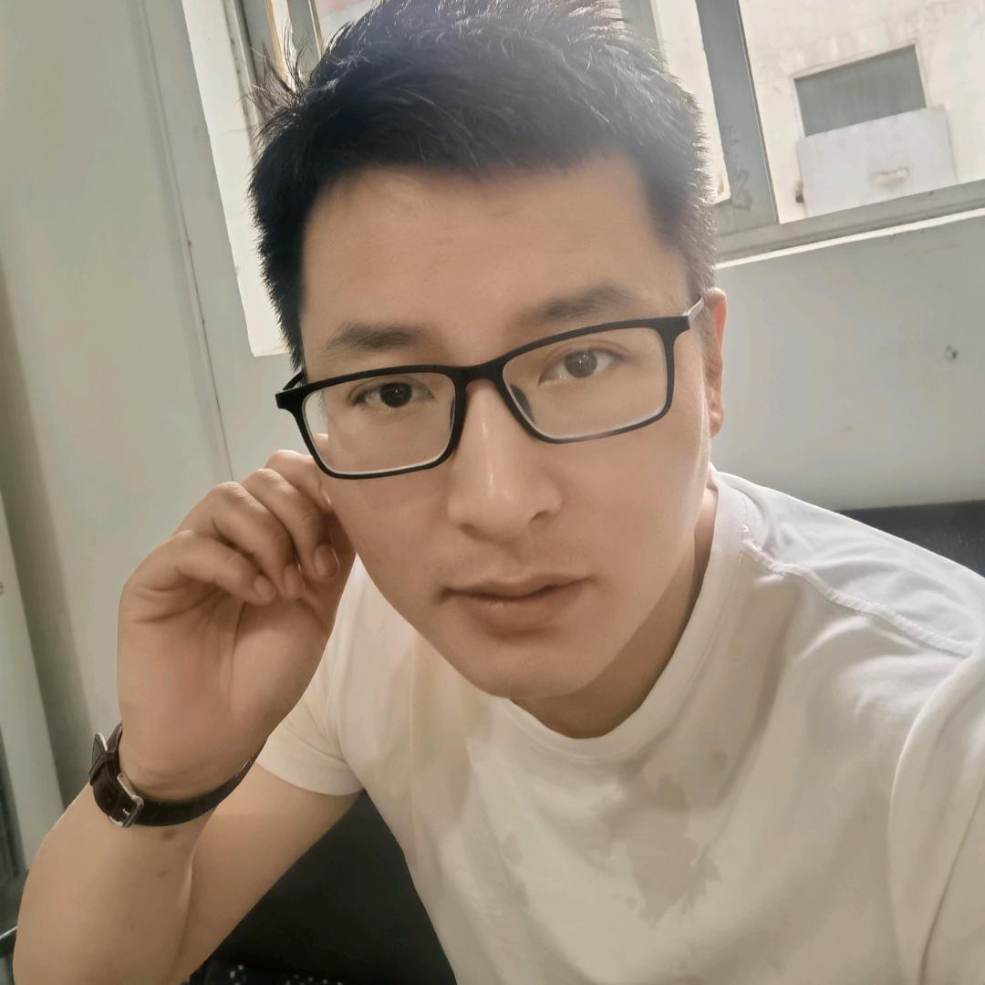 济南鸿盈大件运输 李铭