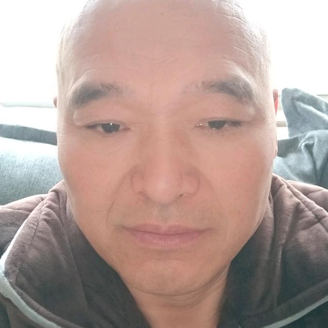 贾三