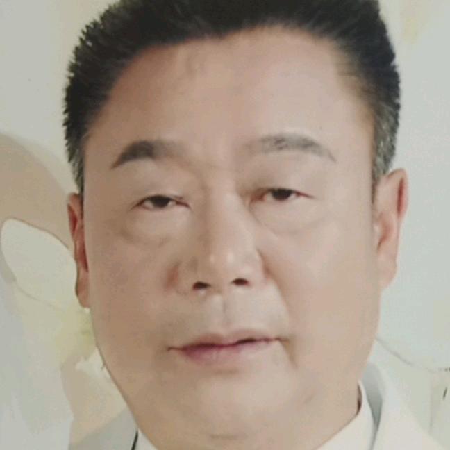助人为乐李凤元，帮人介绍带小孩，护理老人