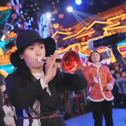 河南女子唢呐  男男
