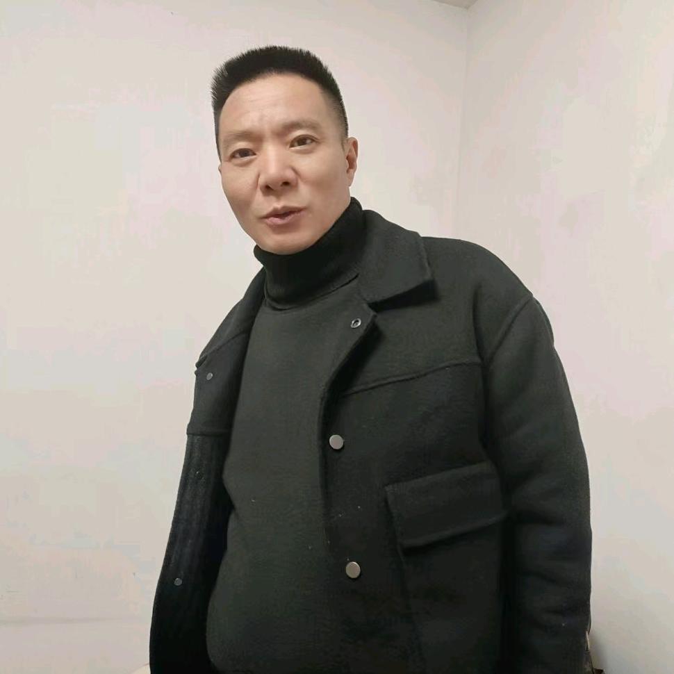 （龙哥）